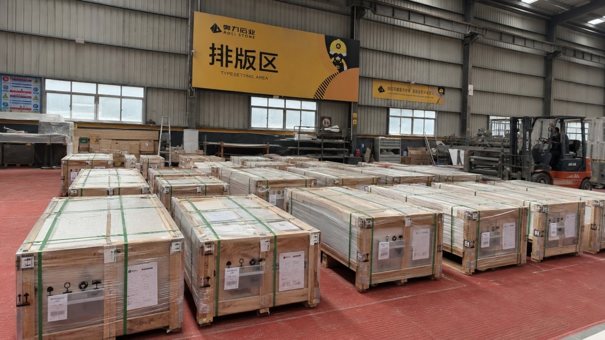 cut-to-size-stone-export-packing Cut-to-size stone pieces packed for export by project area